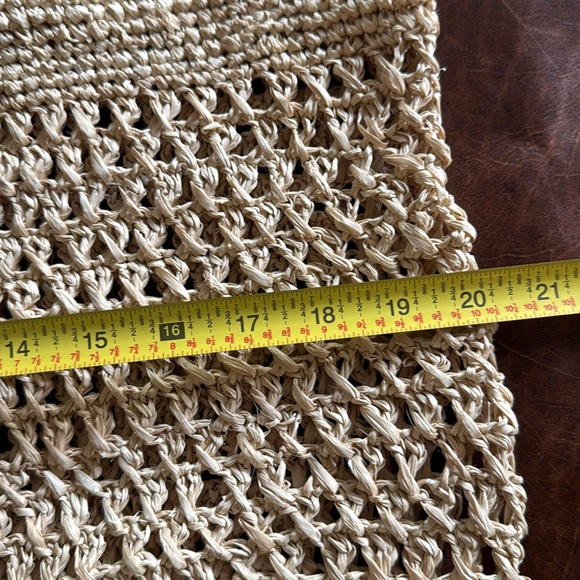 Tan Woven Tote/beach bag - Picture 6 of 9